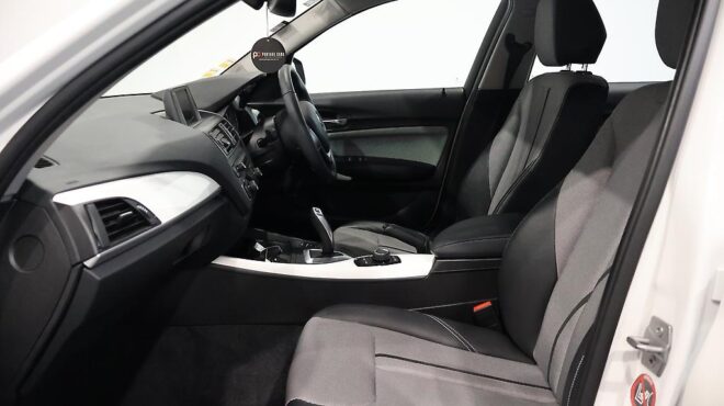 2012 Bmw 116i Factory alloy wheels image 305054