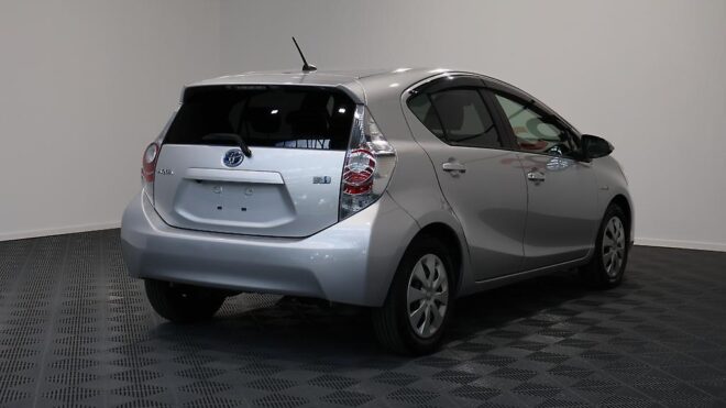 2012 Toyota Aqua S Model, Push Start, Reverse Camera image 305195