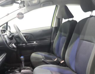 2018 Toyota Aqua S Model, Push Start, Lane Departure Warning – Auto Headlights image 304175