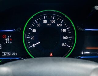 2014 Honda Vezel Hybrid Z Top Spec, Half Leather, Reverse camera image 305017