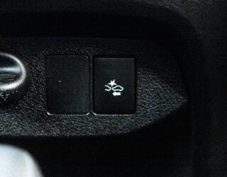 2018 Toyota Vitz Hybrid F Safety Edition image 305419