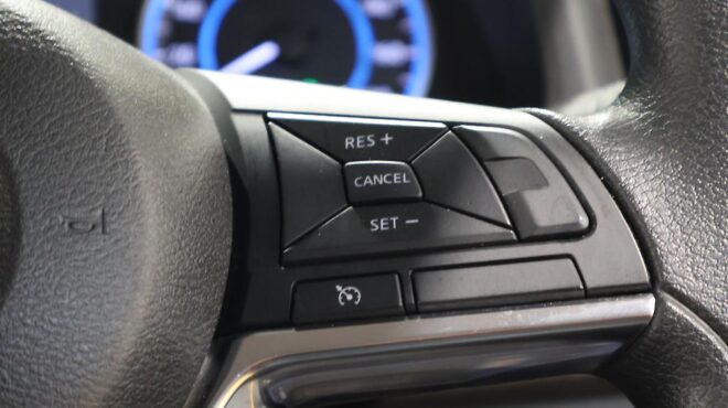 2018 Nissan Leaf 40kwh S Model 87.5 SOH image 305132