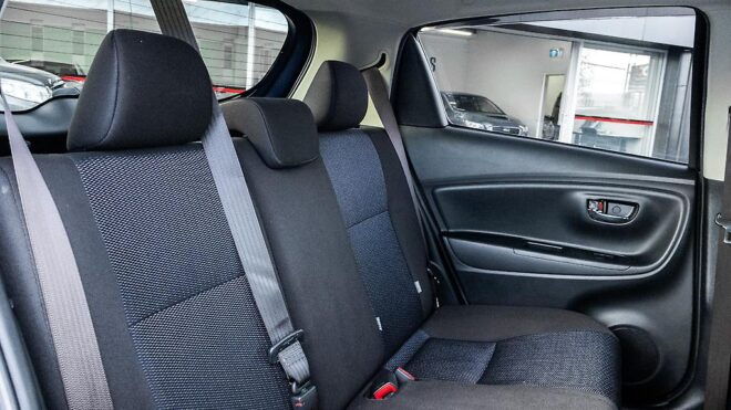 2018 Toyota Vitz Hybrid F Safety Edition image 305414