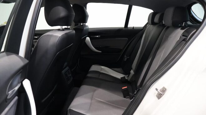 2012 Bmw 116i Factory alloy wheels image 305053