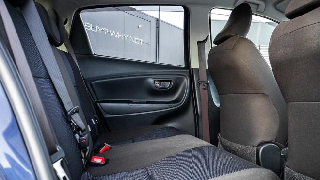 2018 Toyota Vitz Hybrid F Safety Edition image 305415