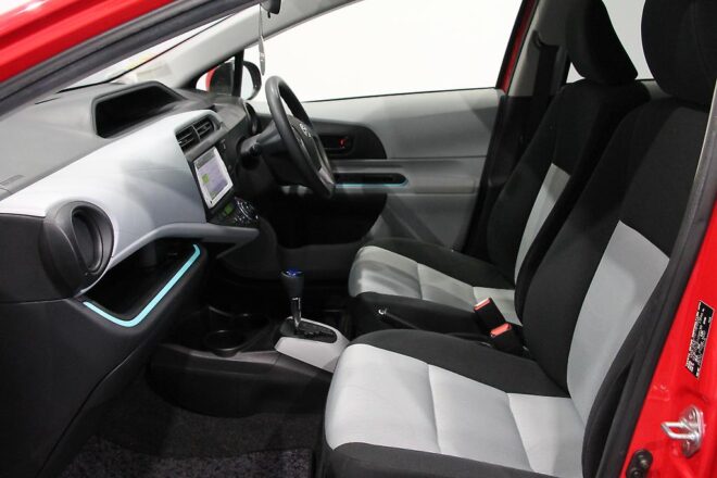 2012 Toyota Aqua S Smart Entry Pkg, Push Start, Reverse Camera, Heated Seats image 308028