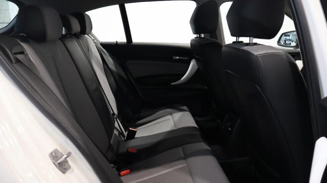 2012 Bmw 116i Factory alloy wheels image 305055