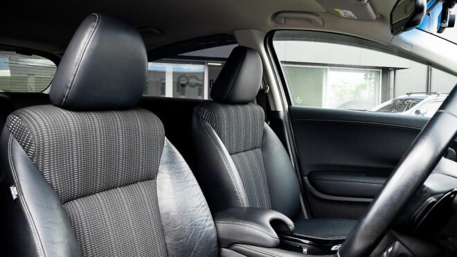 2014 Honda Vezel Hybrid Z Top Spec, Half Leather, Reverse camera image 305014