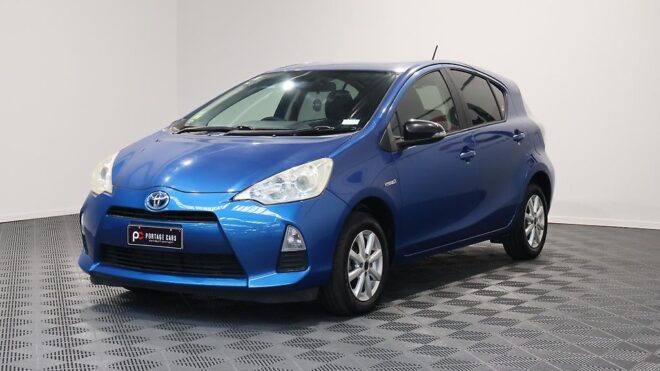 2012 Toyota Aqua S PKG, Push Button Start, Reverse Camera, image 307021