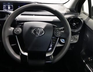 2018 Toyota Aqua S Model, Push Start, Lane Departure Warning – Auto Headlights image 304166