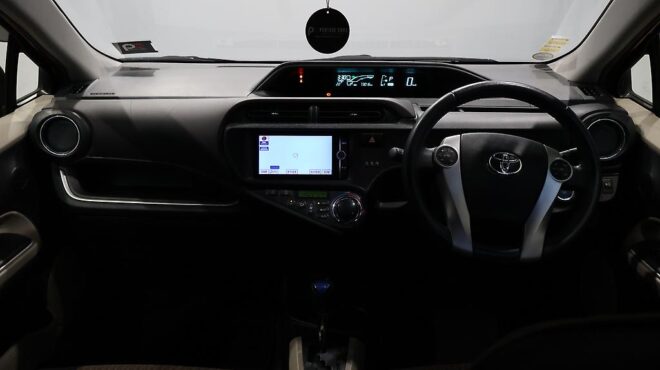 2014 Toyota Aqua Push Button Start image 319114