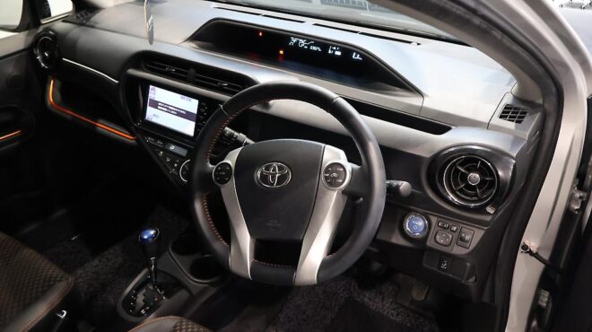 2015 Toyota Aqua X- Urban image 315283