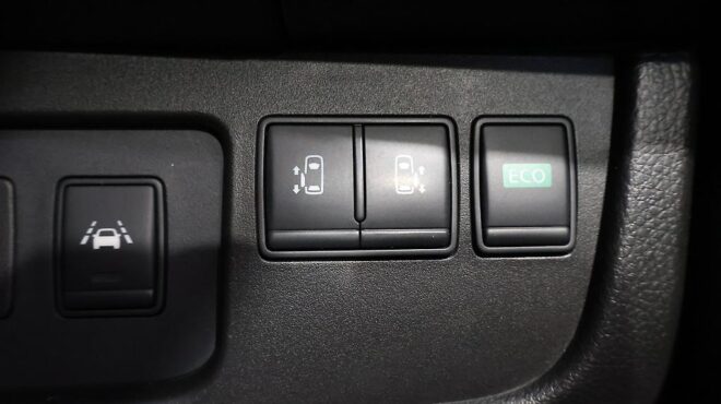 2014 Nissan Serena Highwaystar S-Hybrid image 317331