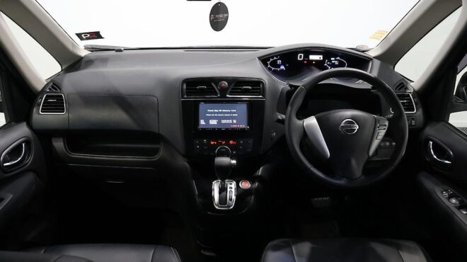 2014 Nissan Serena Highwaystar S-Hybrid image 317328