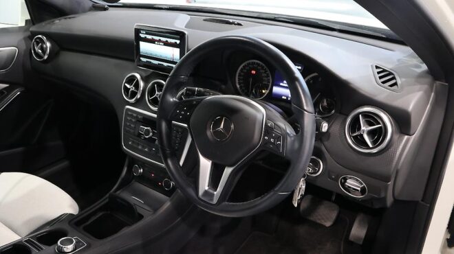 2014 Mercedes-benz A 180 Style Edition Low KMs image 315262