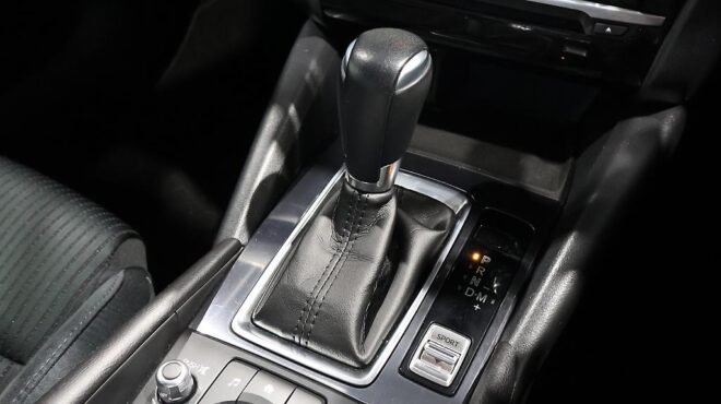 2017 Mazda Atenza 20S Proactiv image 319706