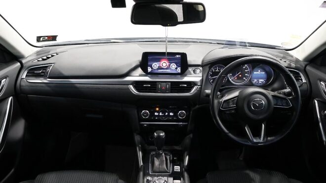 2017 Mazda Atenza 20S Proactiv image 319700