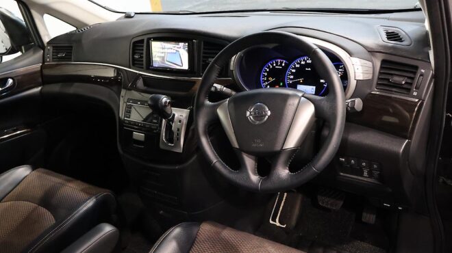 2011 Nissan Elgrand 3.5 Highway Star image 319518