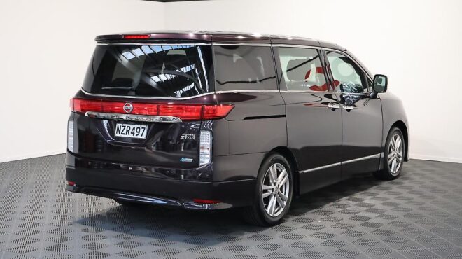 2011 Nissan Elgrand 3.5 Highway Star image 319509
