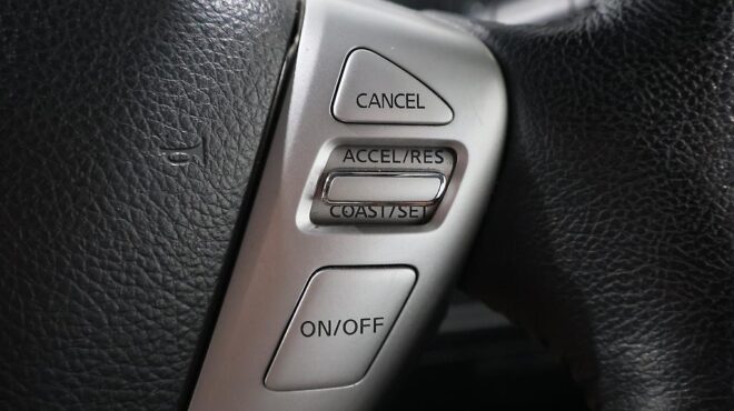 2013 Nissan Serena Hybrid Highway Star S image 319234