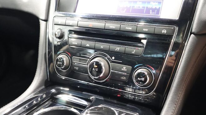 2014 Jaguar Xj XJL 3.0L V6 Supercharged image 318137