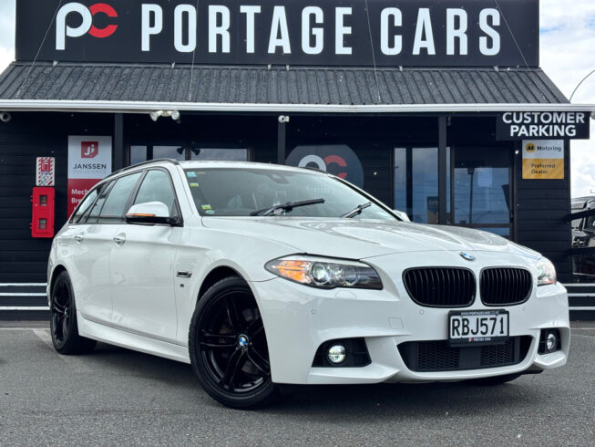 2014 Bmw 523i M-Sport Touring Wagon image 319409