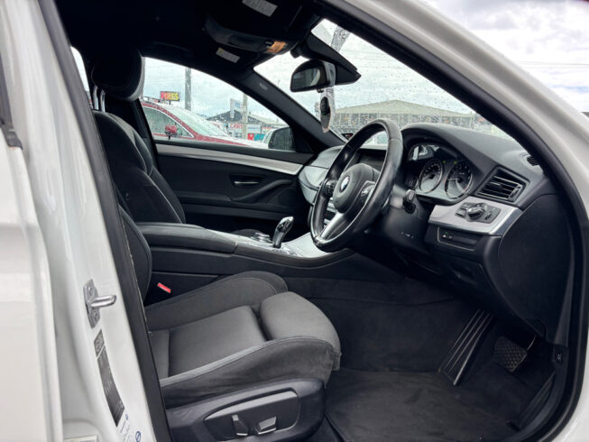 2014 Bmw 523i M-Sport Touring Wagon image 319415