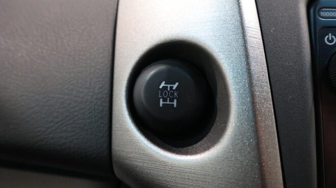 2012 Toyota Rav4 2.4 4WD LTD WAGON 4A NZ New image 319563