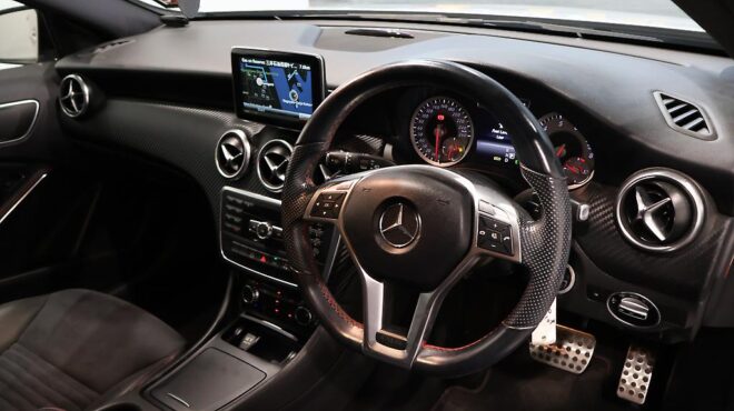 2013 Mercedes-benz A 180 Blue Efficiency Sports AMG image 320589