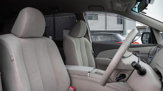 2012 Toyota Estima Hybrid, E Four X ,7 Seater image 320181