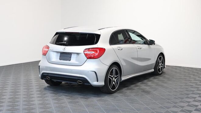2013 Mercedes-benz A 180 Blue Efficiency Sports AMG image 320581