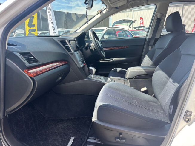 2010 Subaru Legacy 2.5LTR  AWD , CRUISE CONTROL image 321089