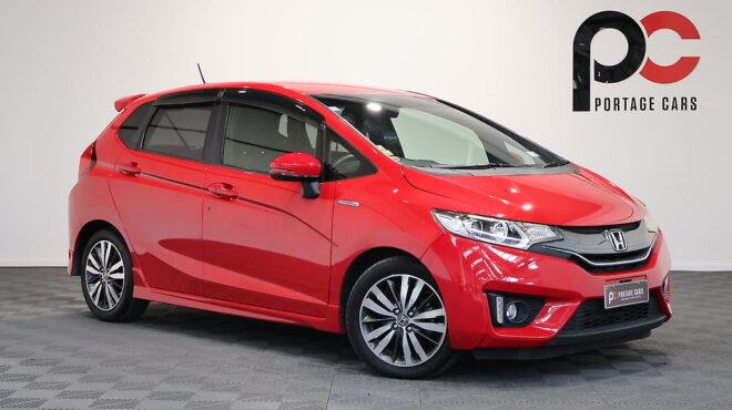 2013 Honda Fit Hybrid S-Package image 319943