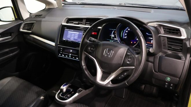 2016 Honda Fit HYBRID image 321048