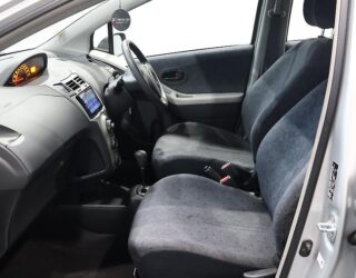 2011 Toyota Vitz REVERSE CAMERA + APPLE CARPLAY/ANDRIOD AUTO image 320957