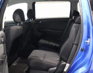 2005 Toyota Wish image 321361