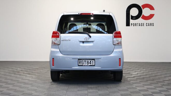 2012 Toyota Spade Power Sliding Door image 319929