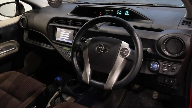 2012 Toyota Aqua image 321935