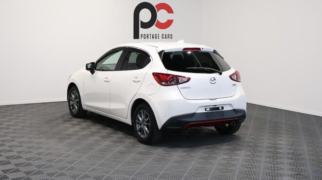 2017 Mazda Demio 13S Touring image 322083