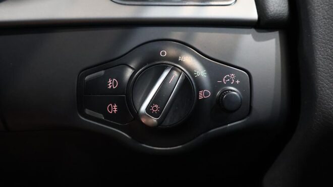 2013 Audi A4 Avant 2.0TFSI S-Line Package image 322383