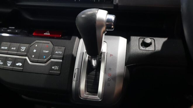 2012 Honda Stepwagon Spada Z Cool Spirit image 322074