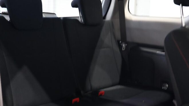 2009 Toyota Wish image 322132