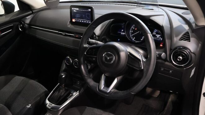 2017 Mazda Demio 13S Touring image 322092