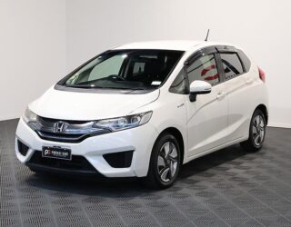 2013 Honda Fit Hybrid L Package image 321950