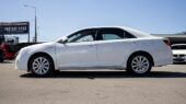 2013 Toyota Camry F hybrid , E seats, Push start image 322389