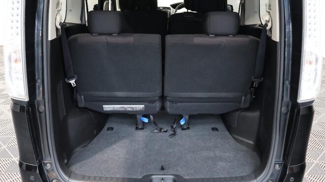 2012 Nissan Serena Hybrid Highway Star G S image 322550