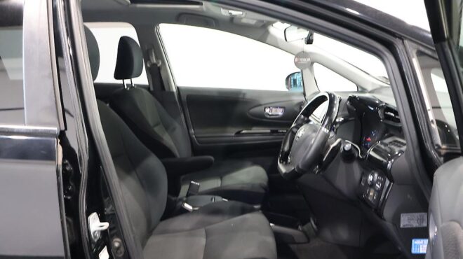 2009 Toyota Wish image 322134