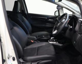 2013 Honda Fit Hybrid L Package image 321958