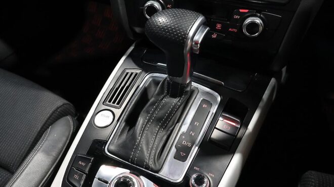 2013 Audi A4 Avant 2.0TFSI S-Line Package image 322381