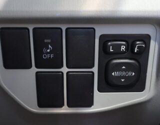 2014 Toyota Prius Climate control – Steering wheel controls image 321758